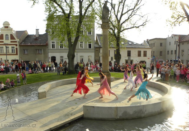 26-I Z Dance studio Ivety Zahradnikove.jpg